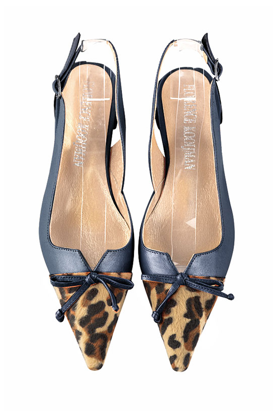 Safari black and denim blue women's open back shoes, with a knot. Pointed toe. Flat flare heels. Top view - Florence KOOIJMAN